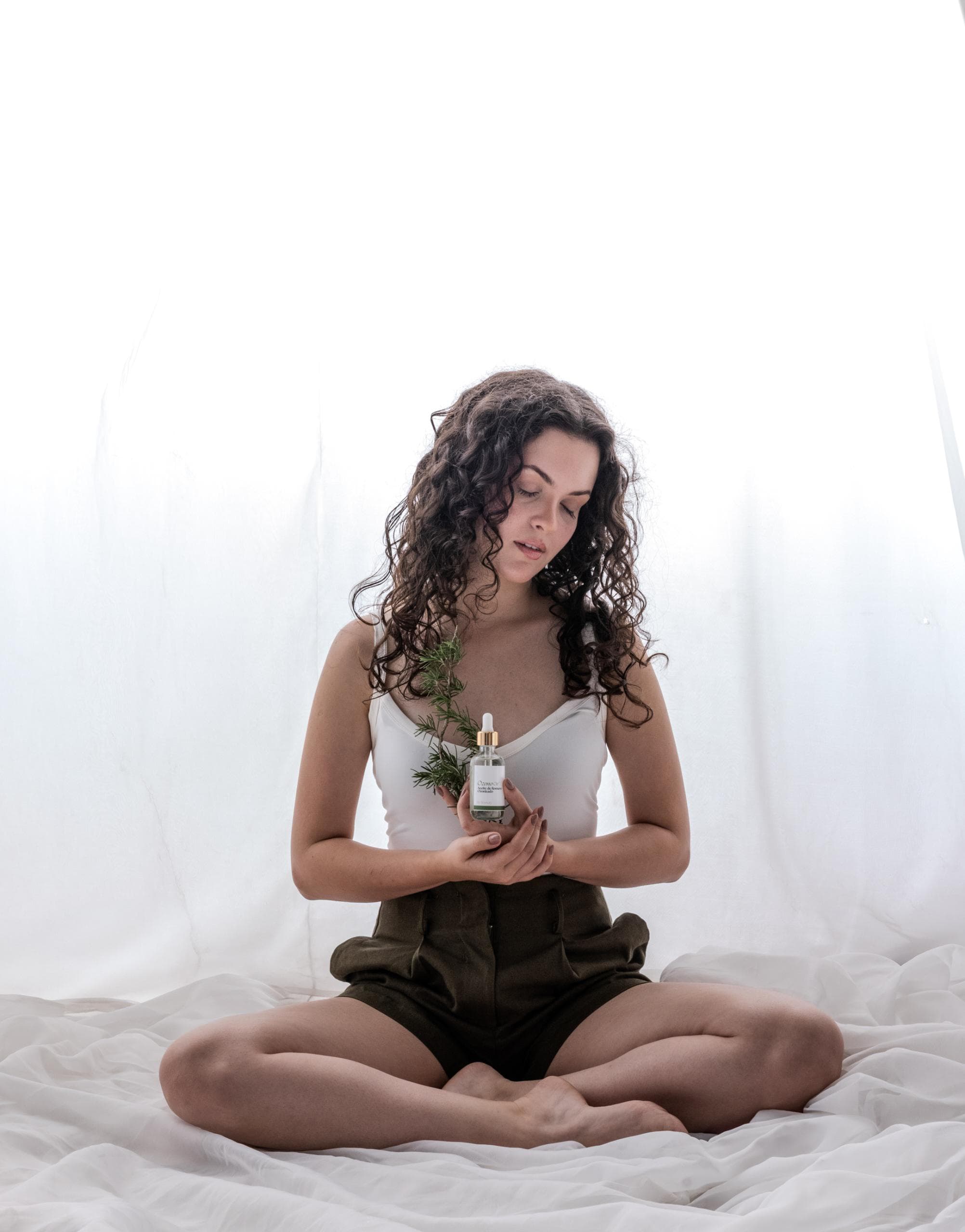 El Secreto para un Cabello Largo y Denso: Aceite Ozonizado de Romero Beunaty